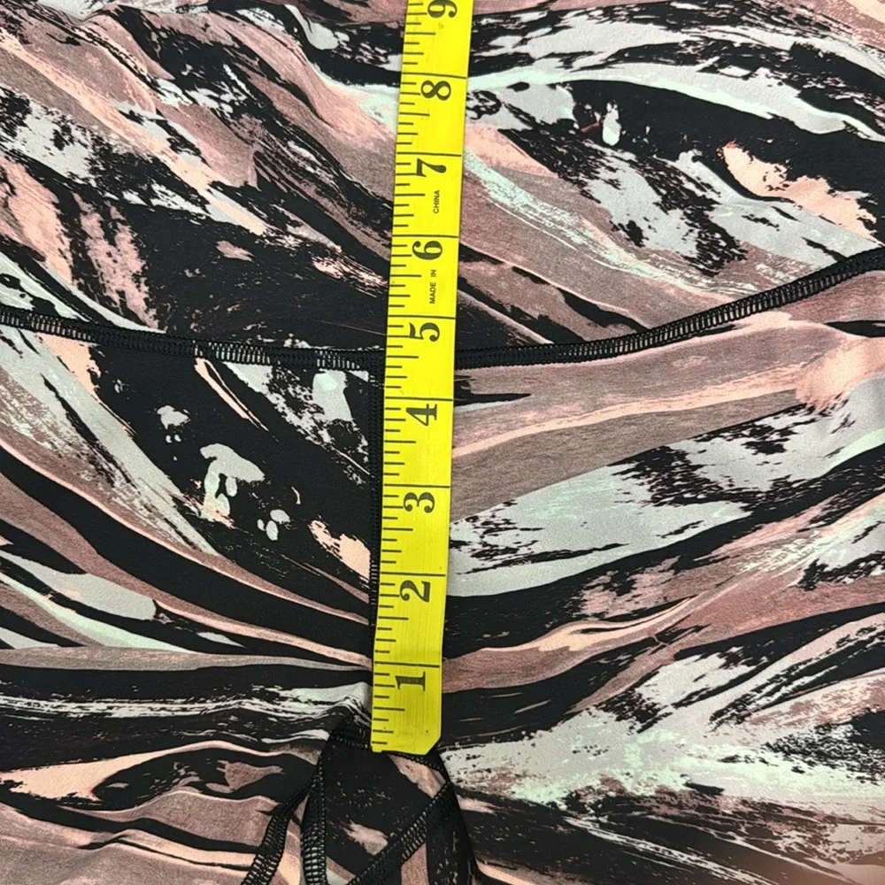 Lululemon‎ cropped leggings printed